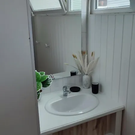 T2 Rdc Avec Jardin, Cap D'agde, Secteur Falaise, 100 M Plage, Wifi, Parking *
