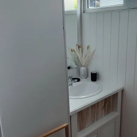 T2 Rdc Avec Jardin, Cap D'agde, Secteur Falaise, 100 M Plage, Clim, Wifi, Parking Apartmán Agde